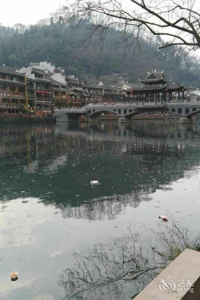 Fenghuang Waitin For You Inn Fenghuang County Exterior photo