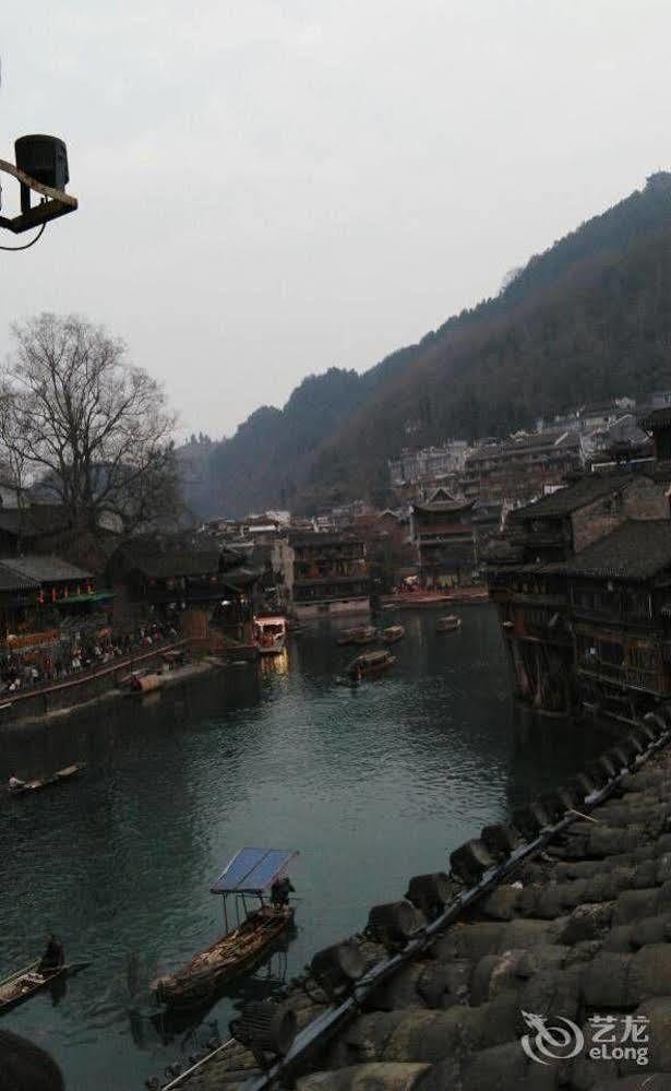 Fenghuang Waitin For You Inn Fenghuang County Exterior photo